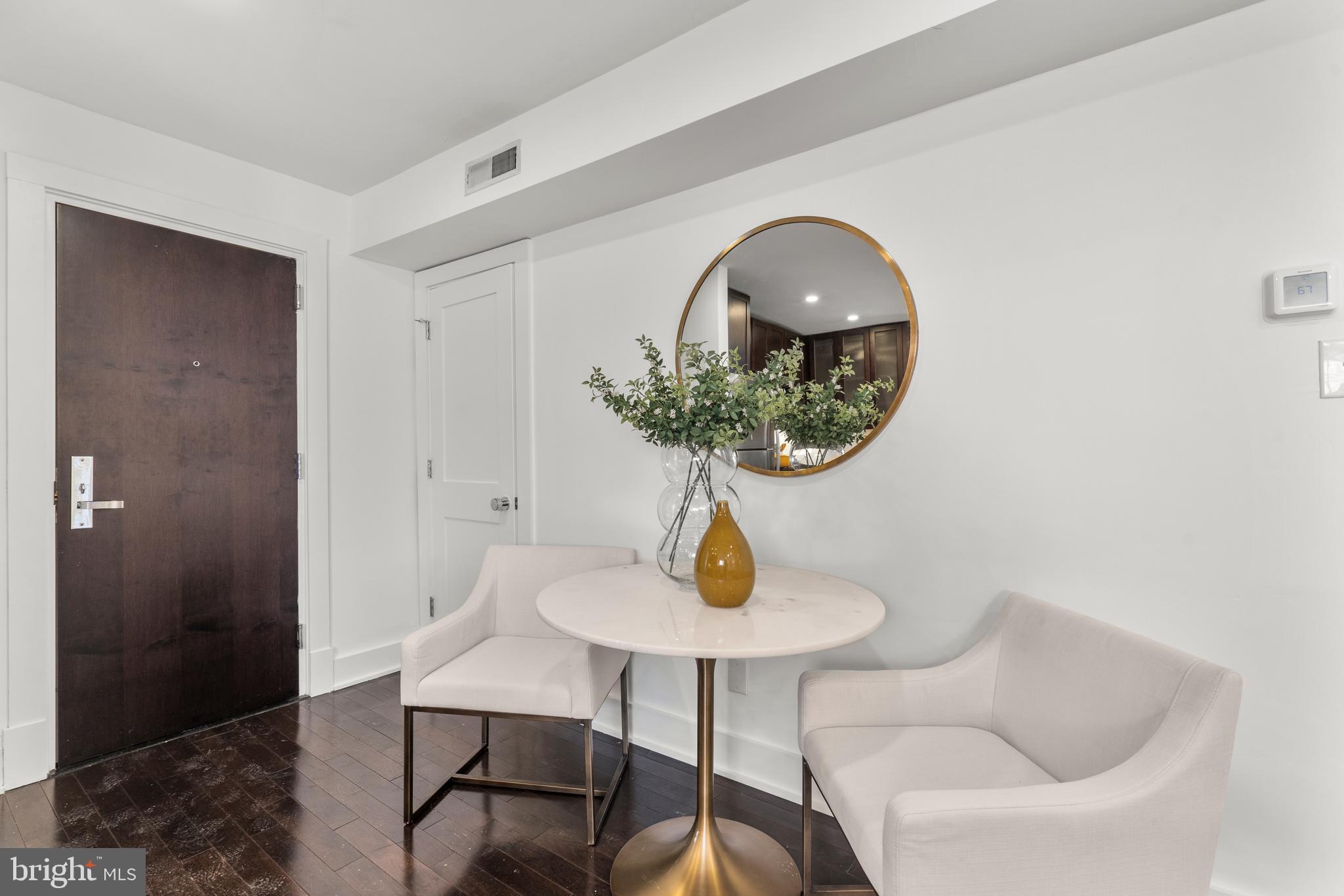 626 Independence Ave SE #305