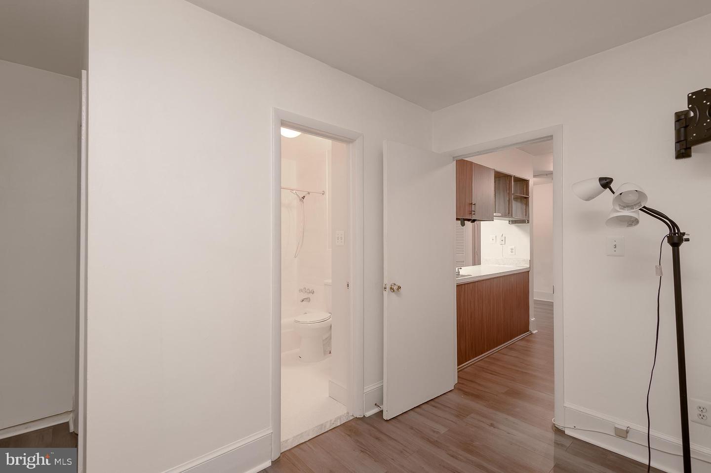 112 11th St NE