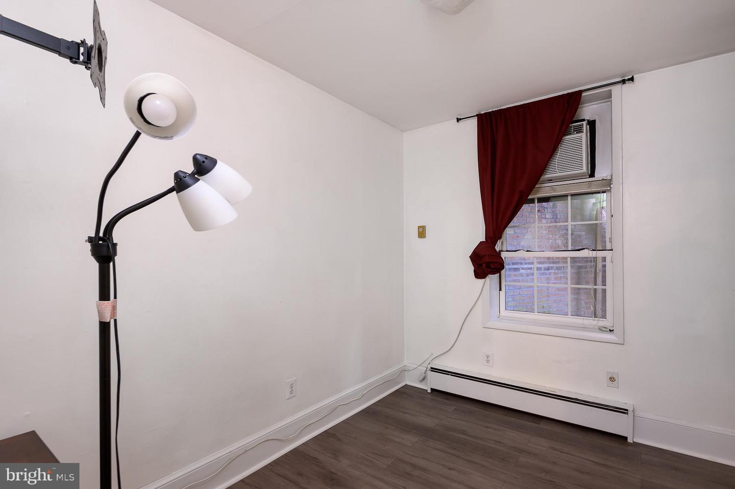 112 11th St NE