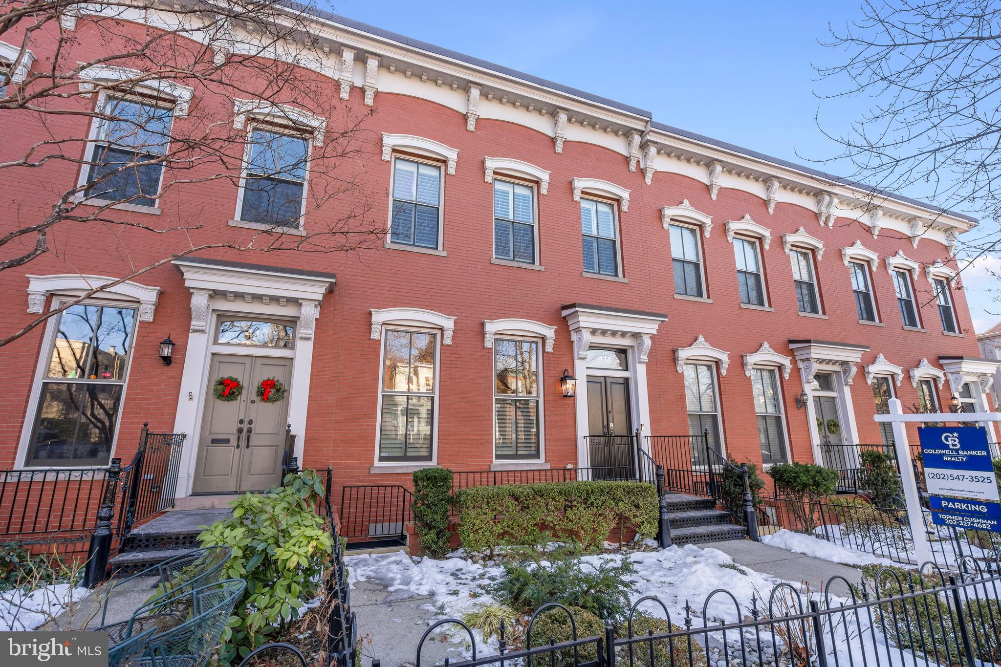 411 G St SE