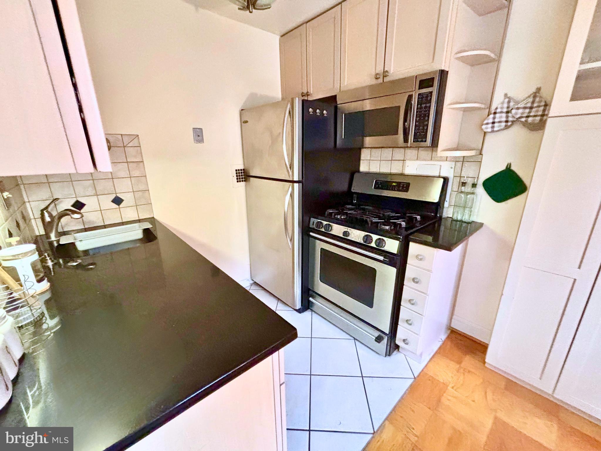 2939 VAN NESS ST NW #803