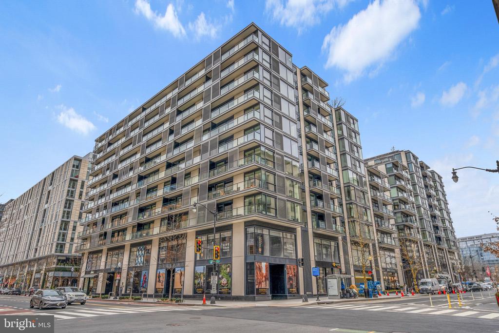 925 H St NW #503