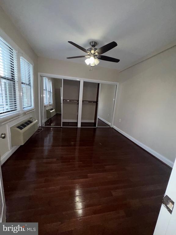 315 EVARTS ST NE #109