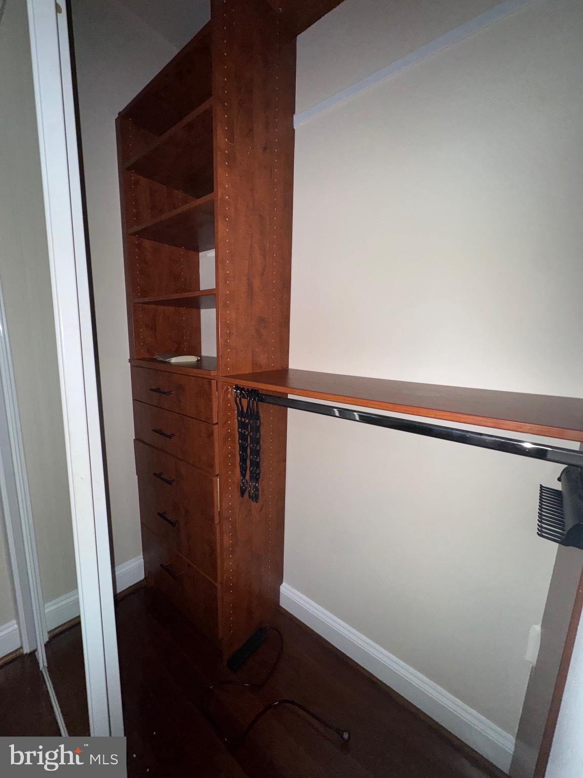 315 EVARTS ST NE #109