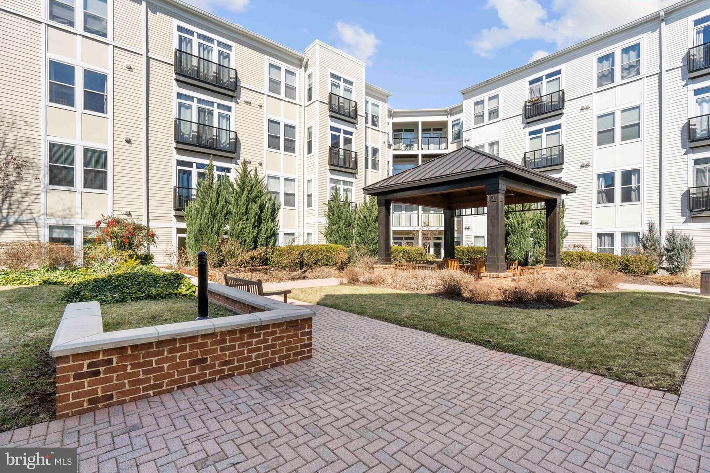 1391 Pennsylvania Ave SE #252