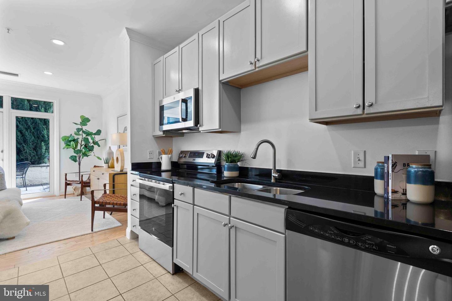 1391 Pennsylvania Ave SE #252