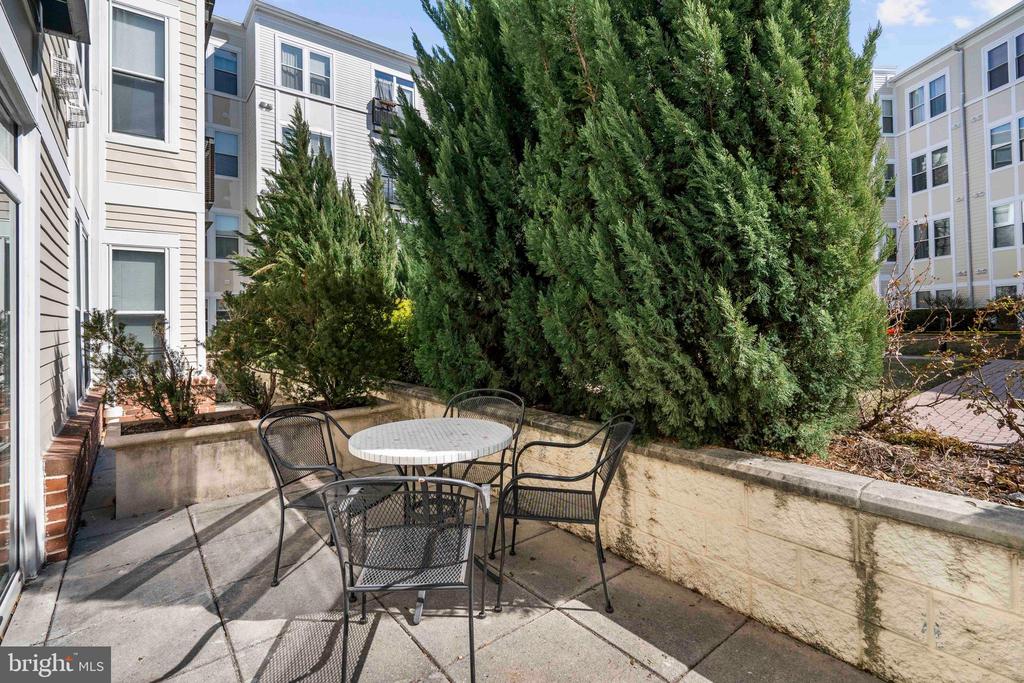 1391 Pennsylvania Ave SE #252