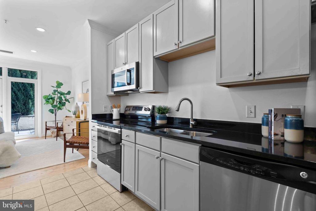 1391 Pennsylvania Ave SE #252