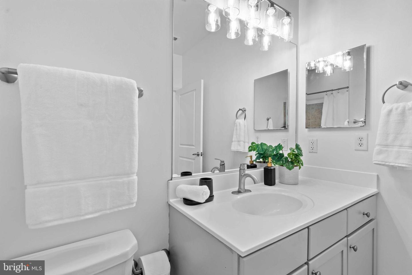 1391 Pennsylvania Ave SE #252