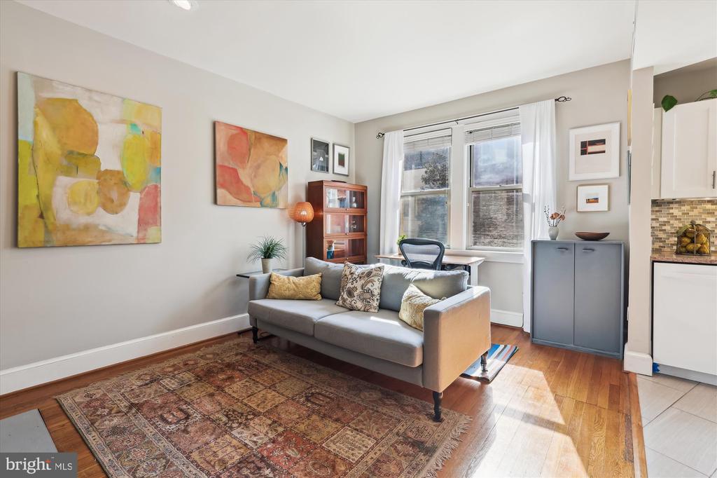18 9th St NE #207