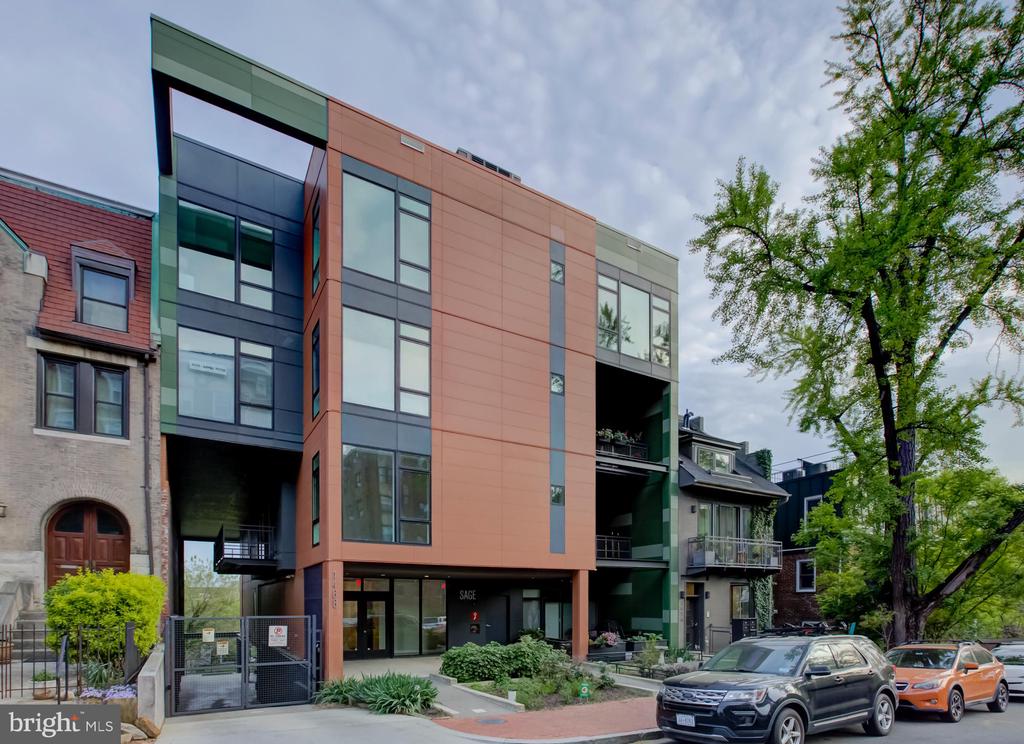 1468 Belmont St NW #4e
