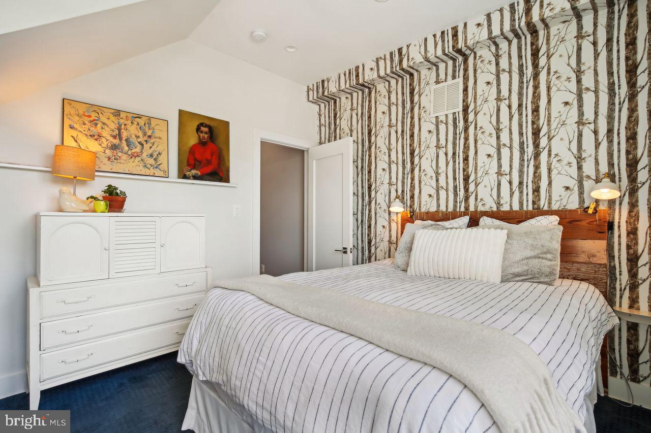 3912 NW 8th St NW #Ph-2