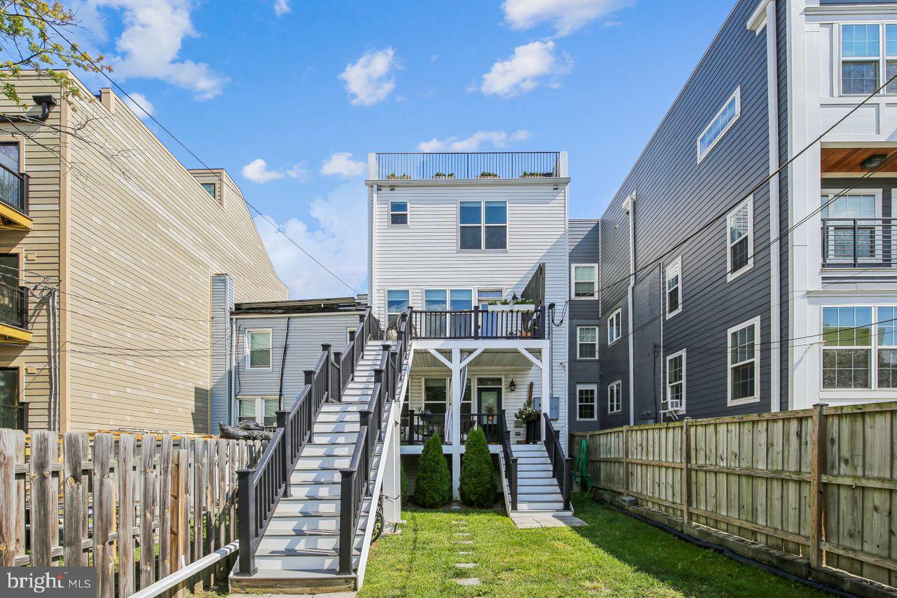 3912 NW 8th St NW #Ph-2