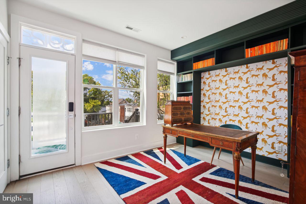 3912 NW 8th St NW #Ph-2