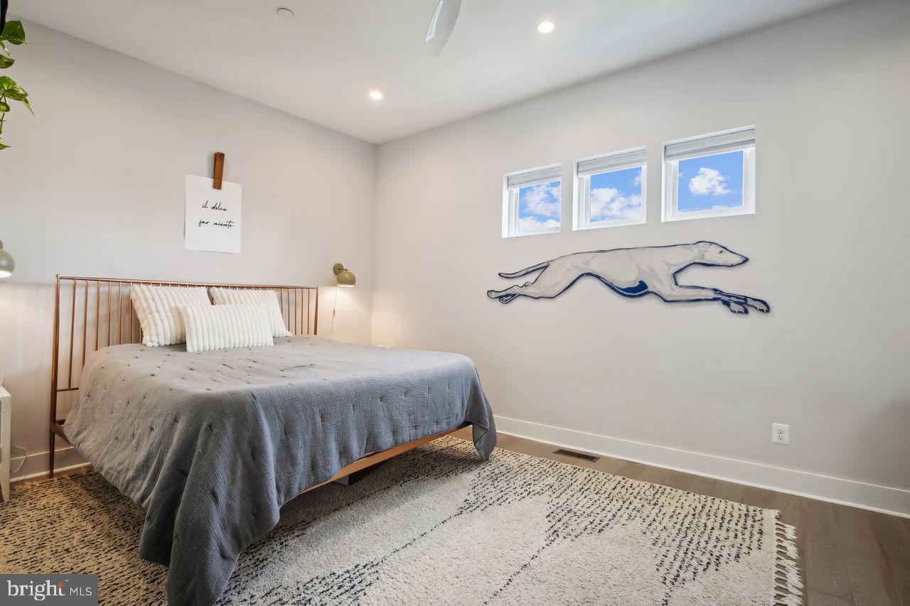 3912 NW 8th St NW #Ph-2