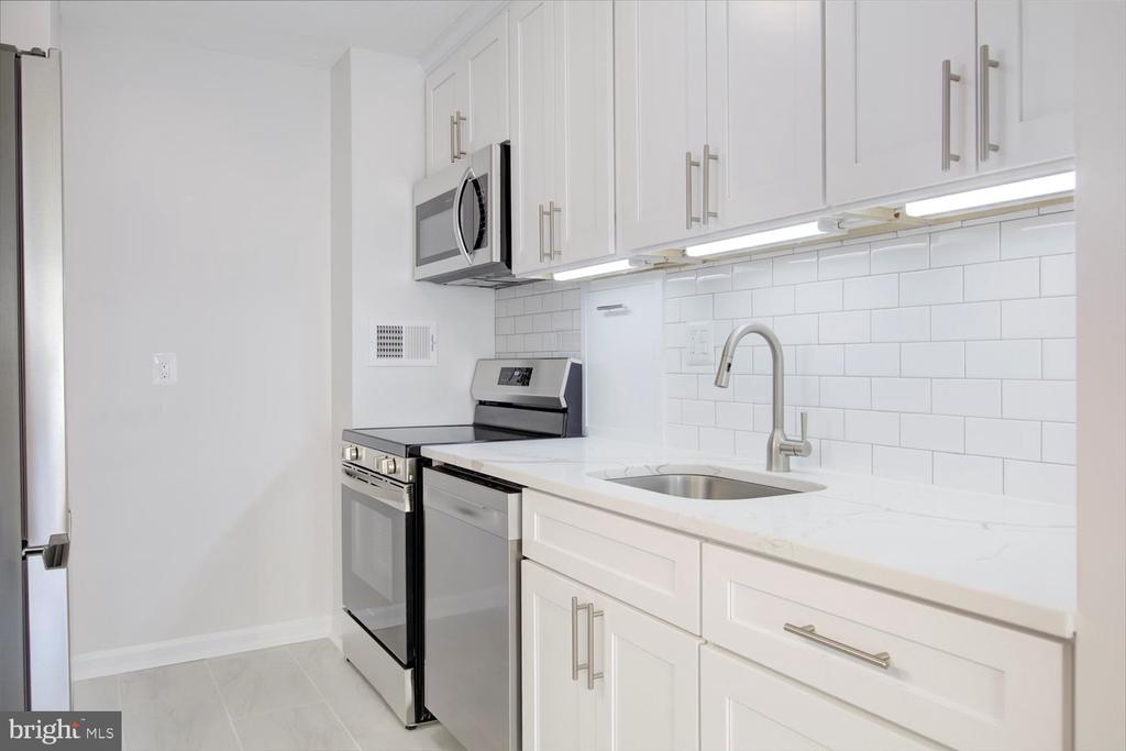 1718 P St NW #411
