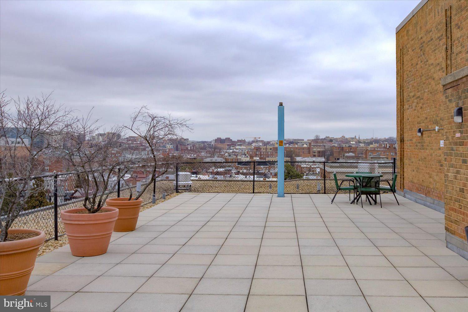 1718 P St NW #411