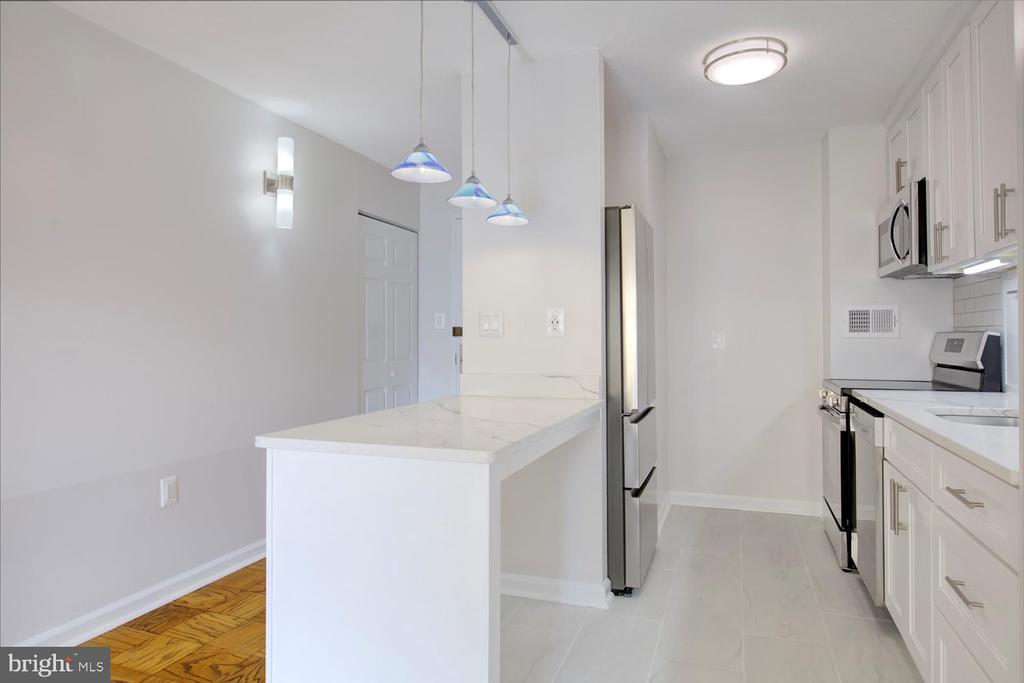 1718 P St NW #411
