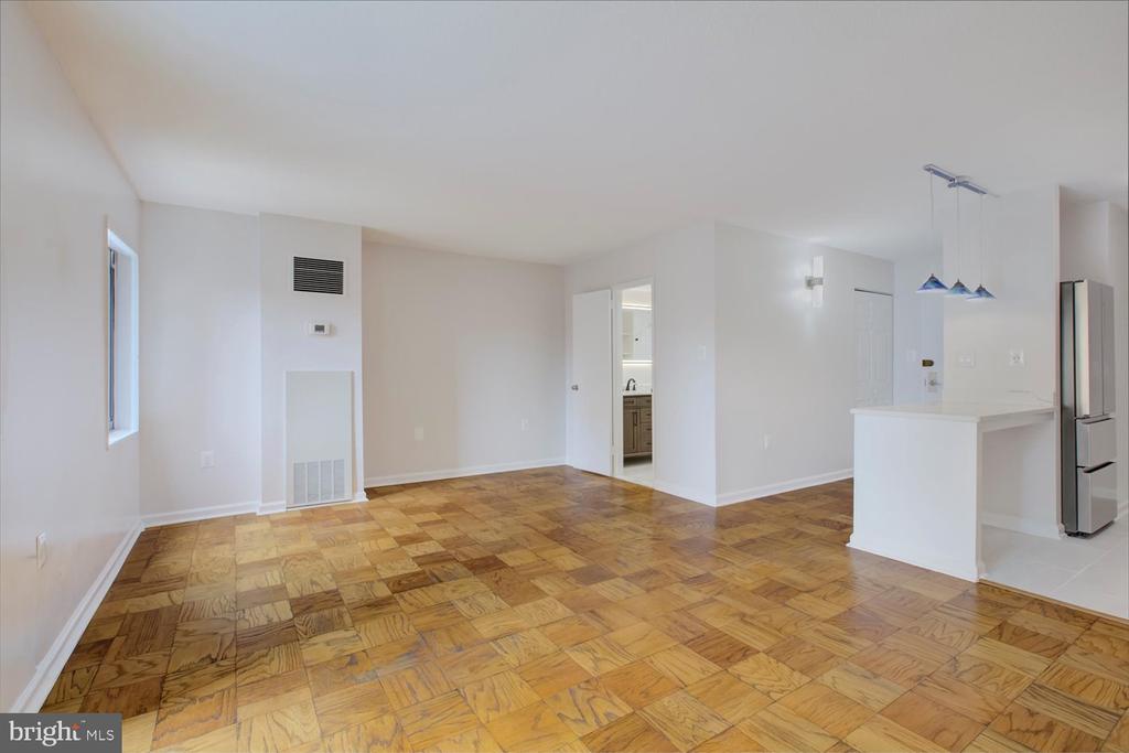 1718 P St NW #411