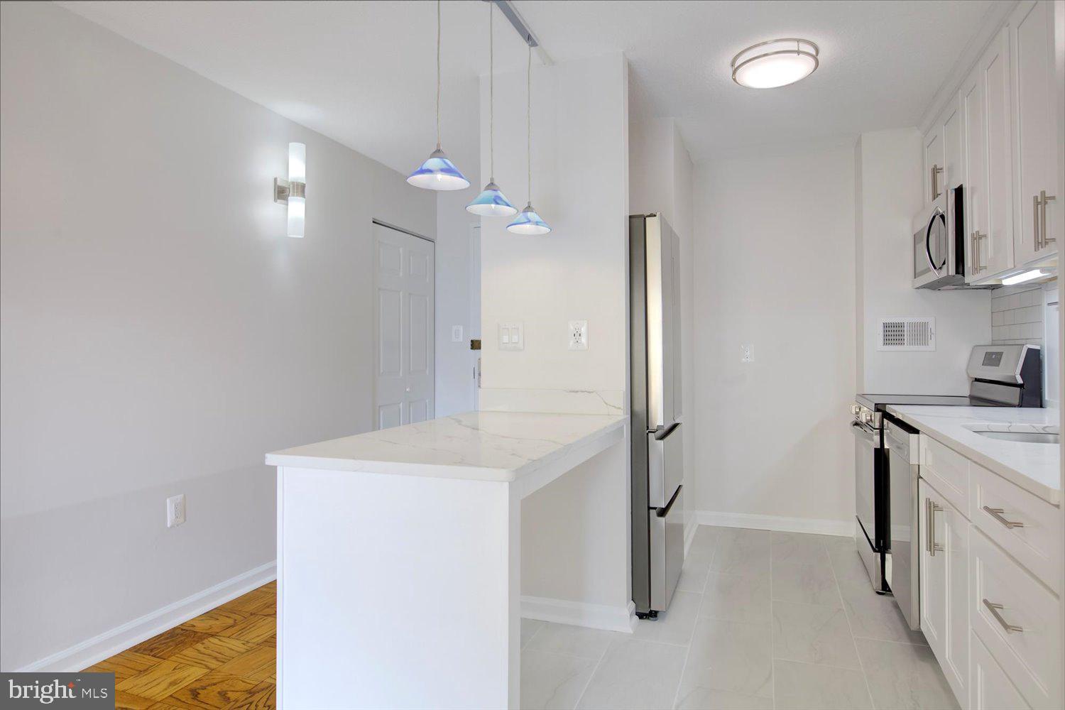 1718 P St NW #411