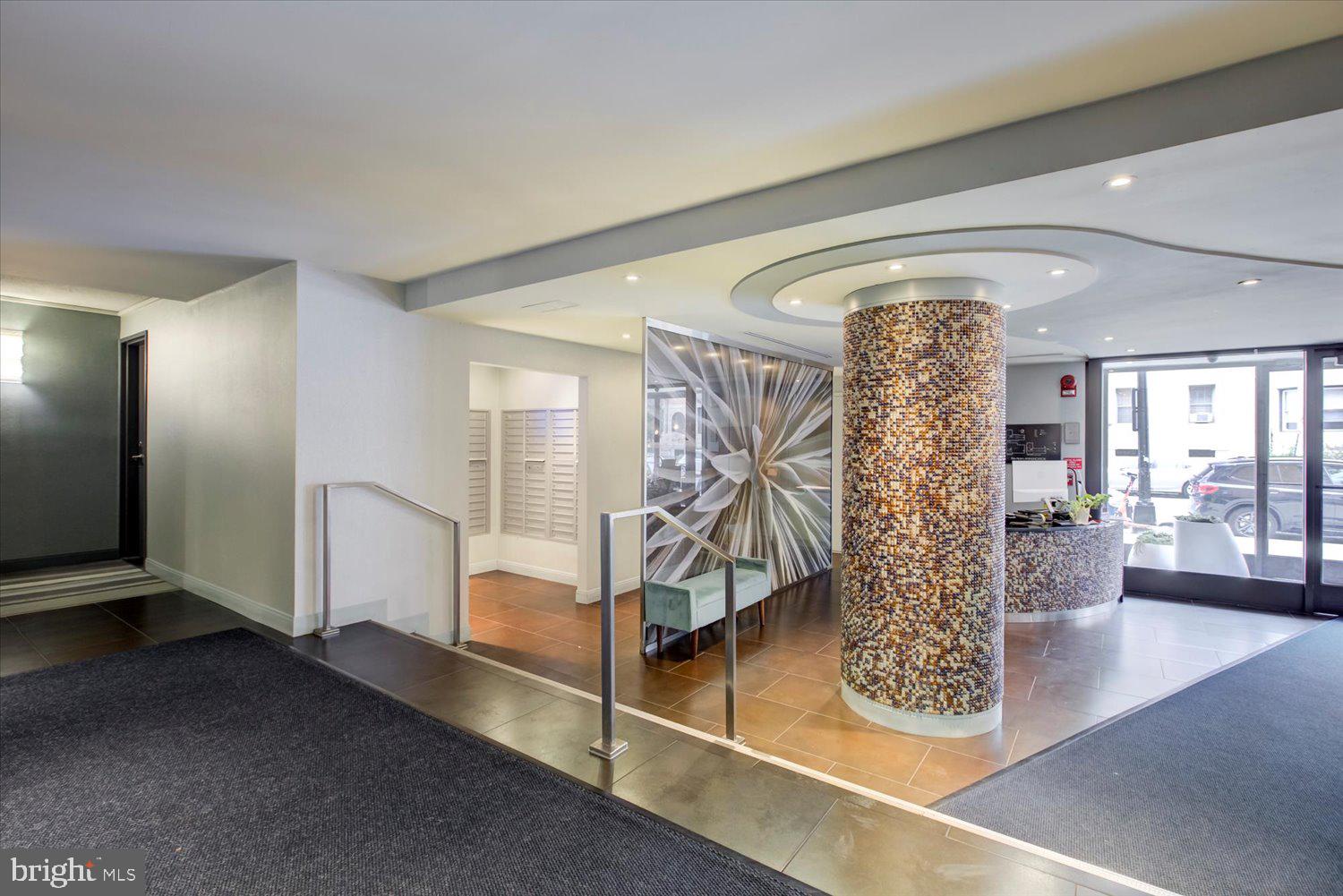 1718 P St NW #411