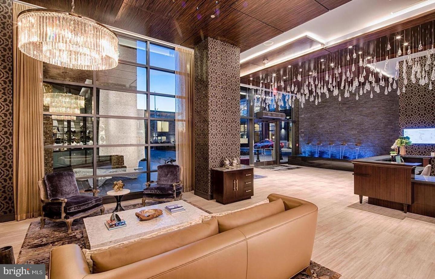 45 SUTTON SQ SW #1115