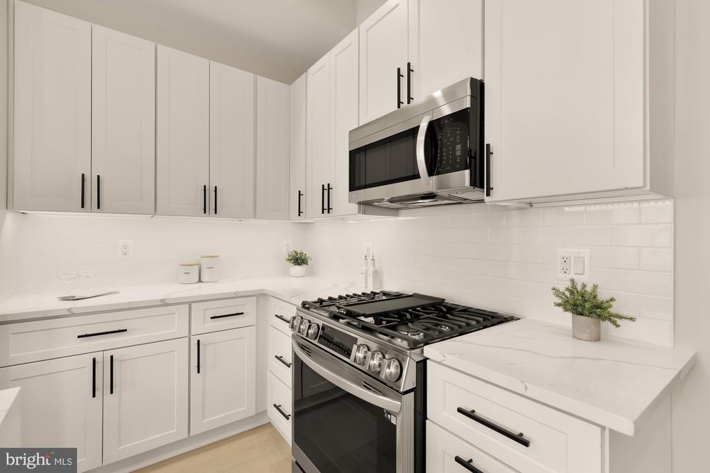5507 7TH NW #4