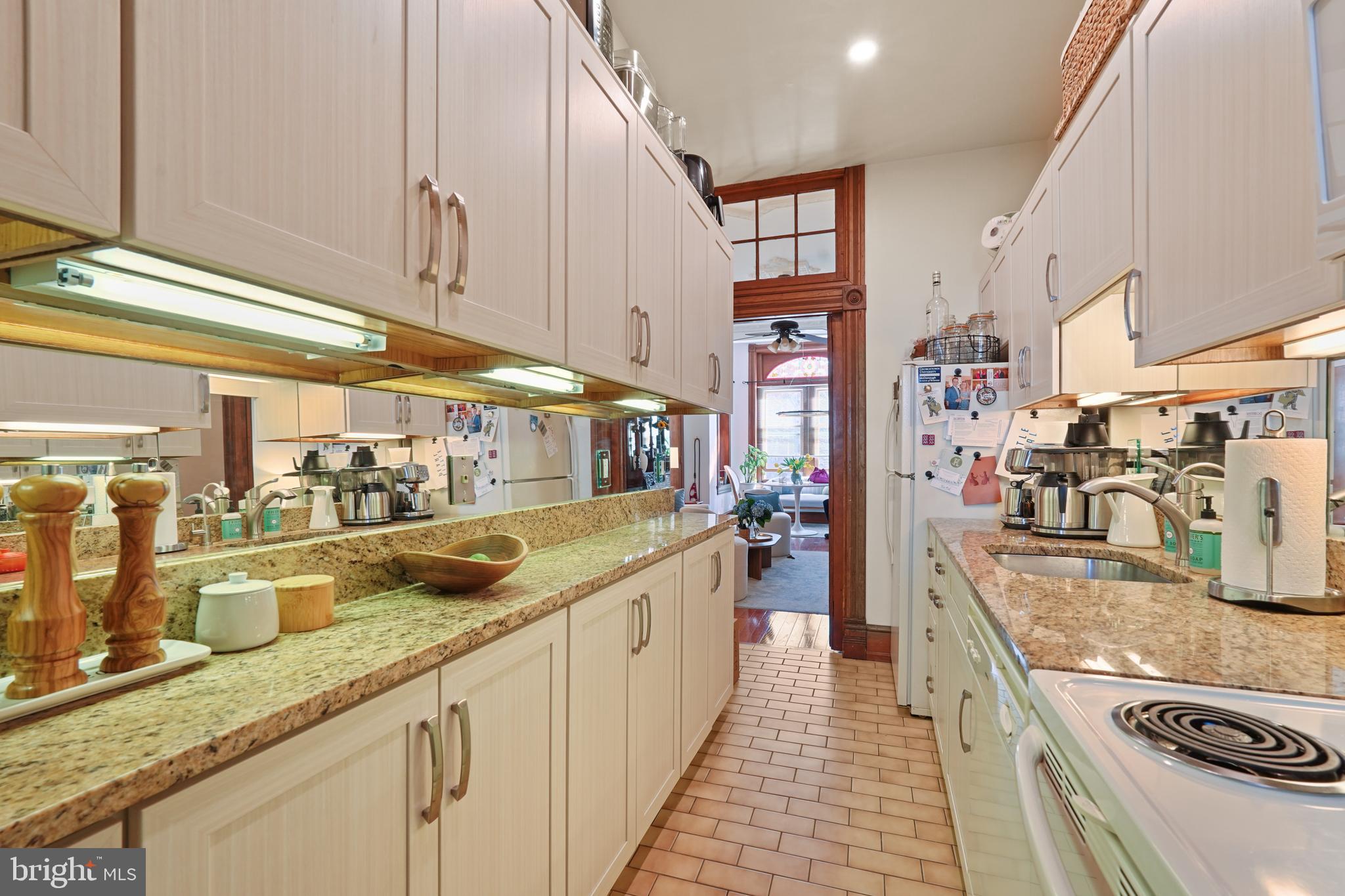 642 East Capitol St NE