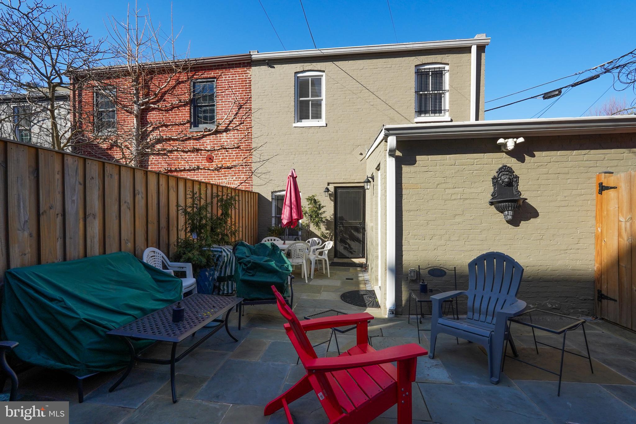 642 East Capitol St NE