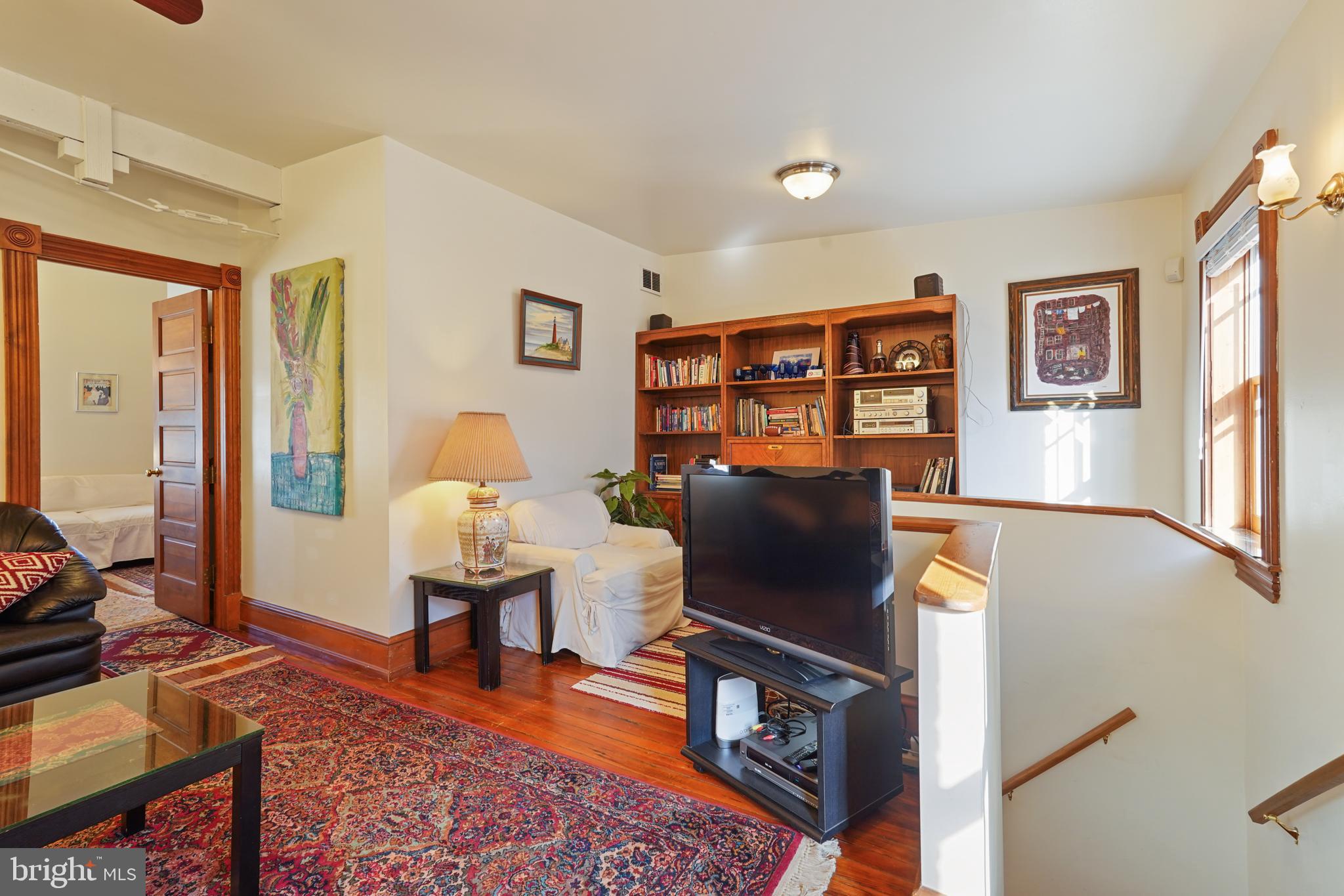 642 East Capitol St NE