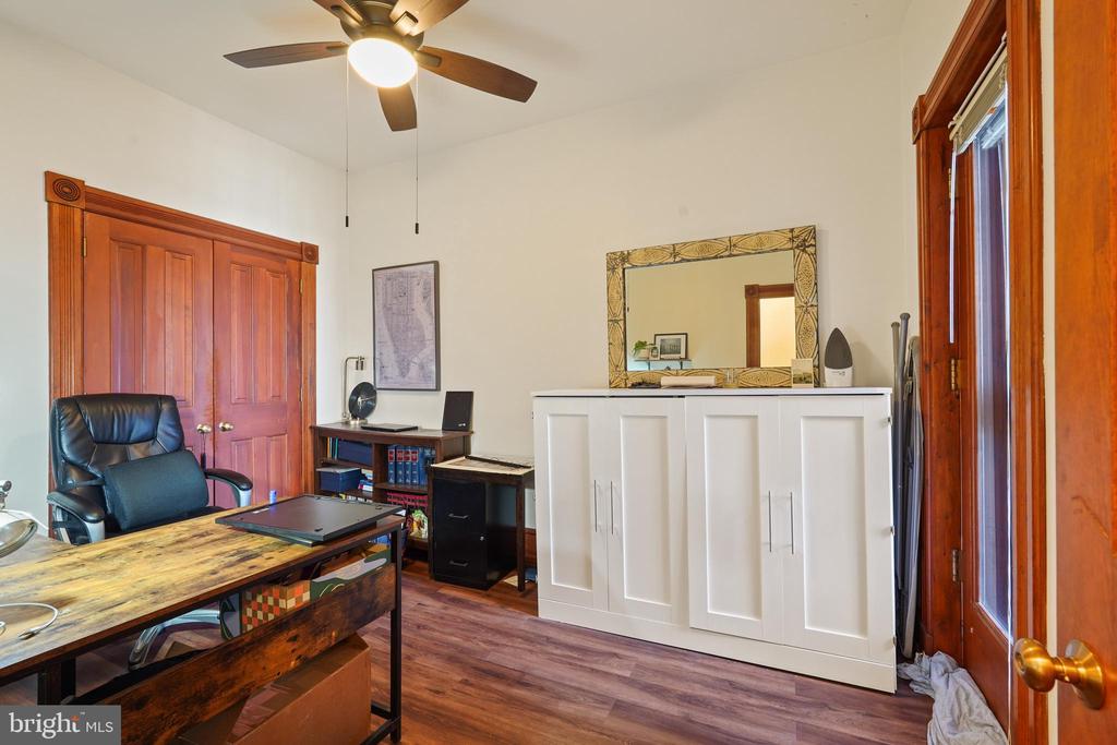 642 East Capitol St NE