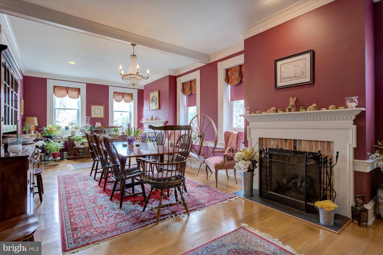 600 G St SE