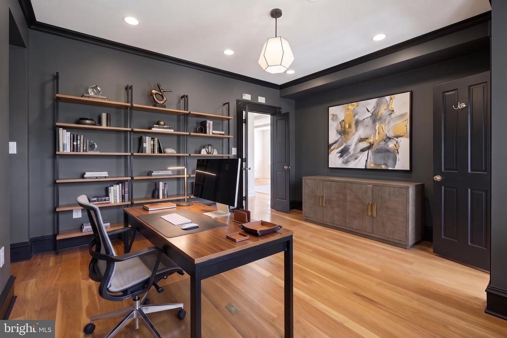 600 G St SE