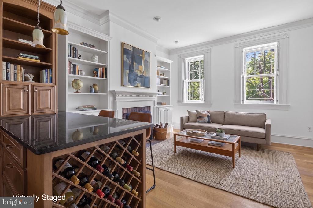 600 G St SE