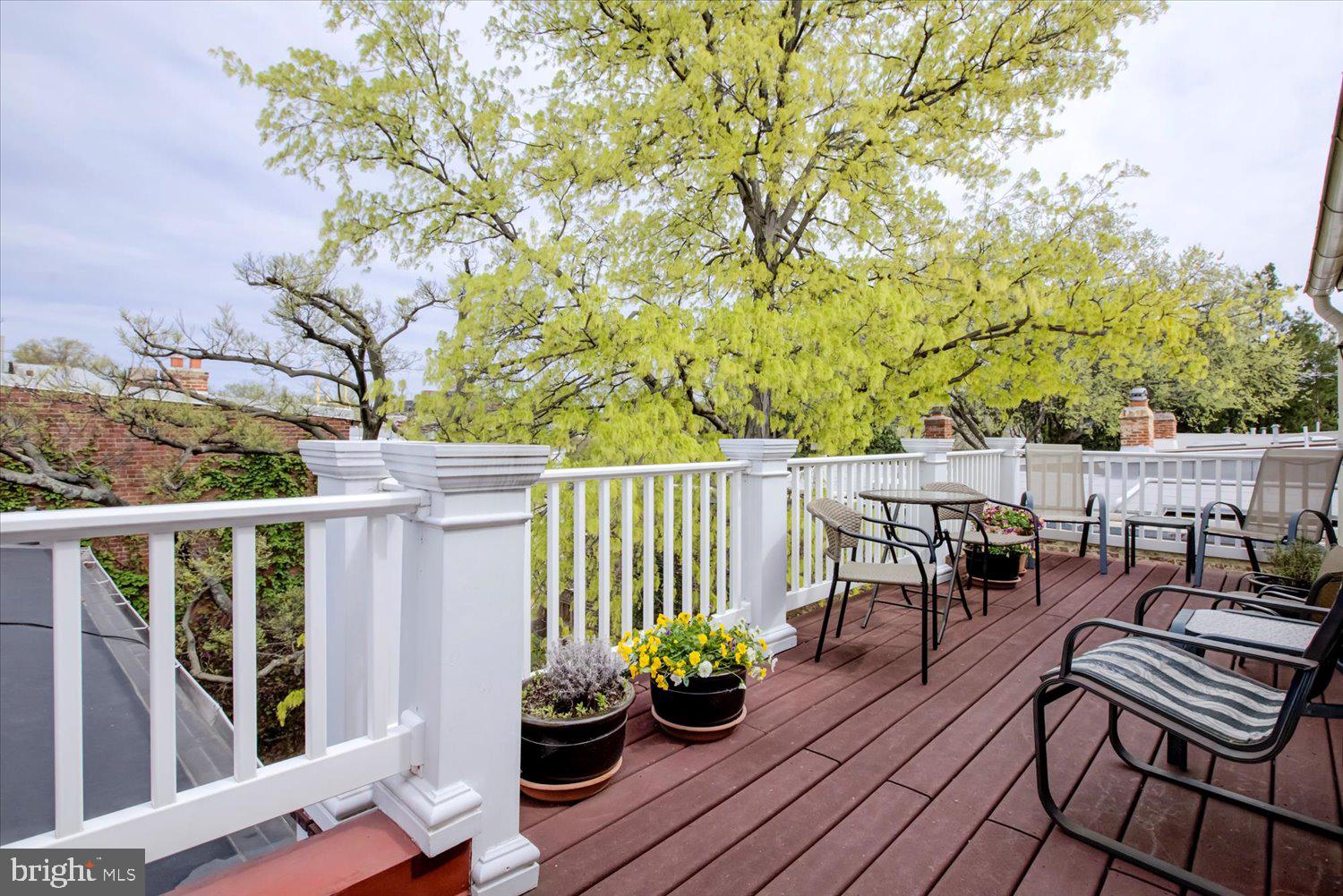 600 G St SE