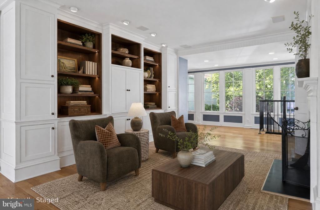 600 G St SE
