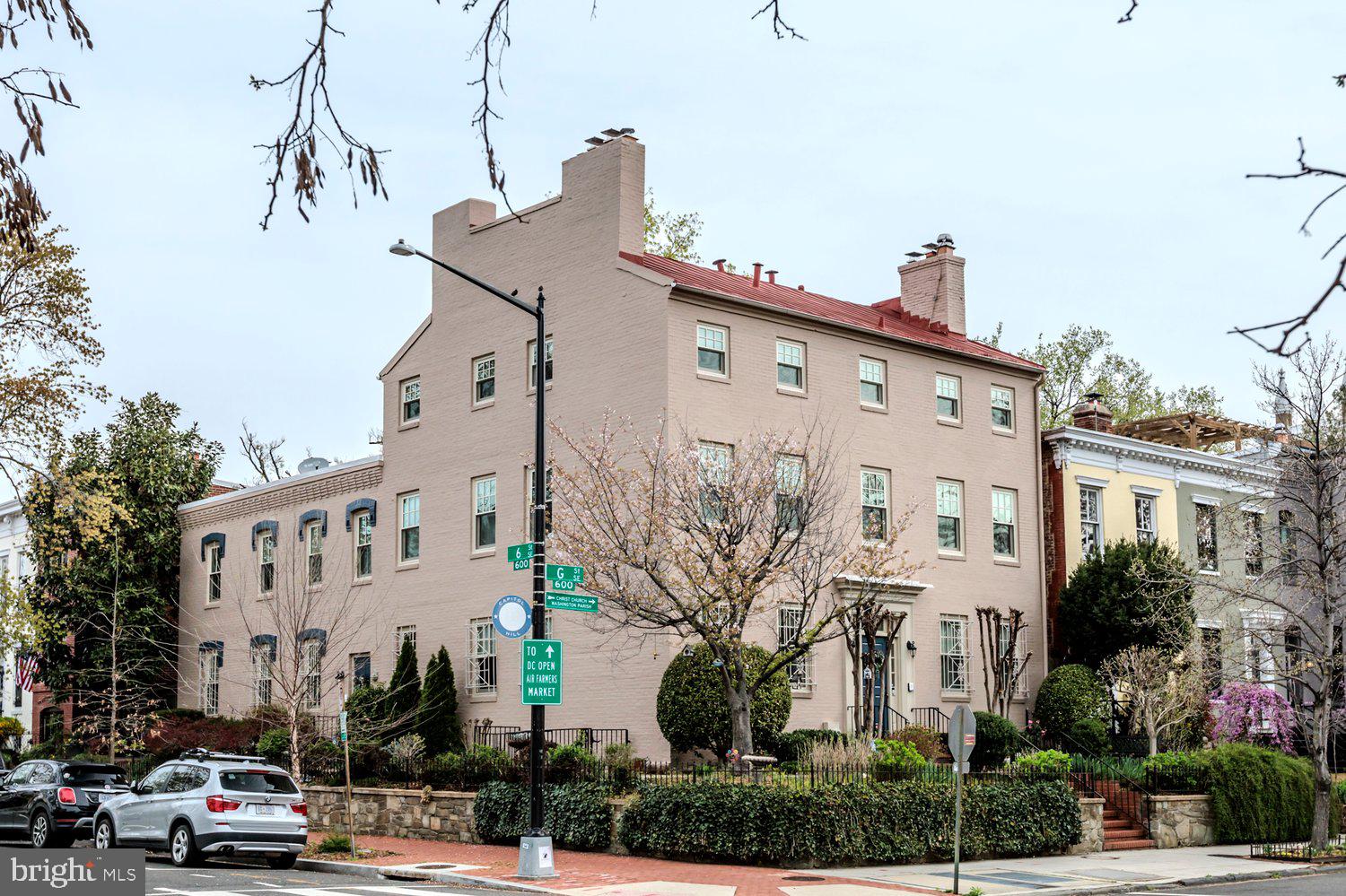 600 G St SE