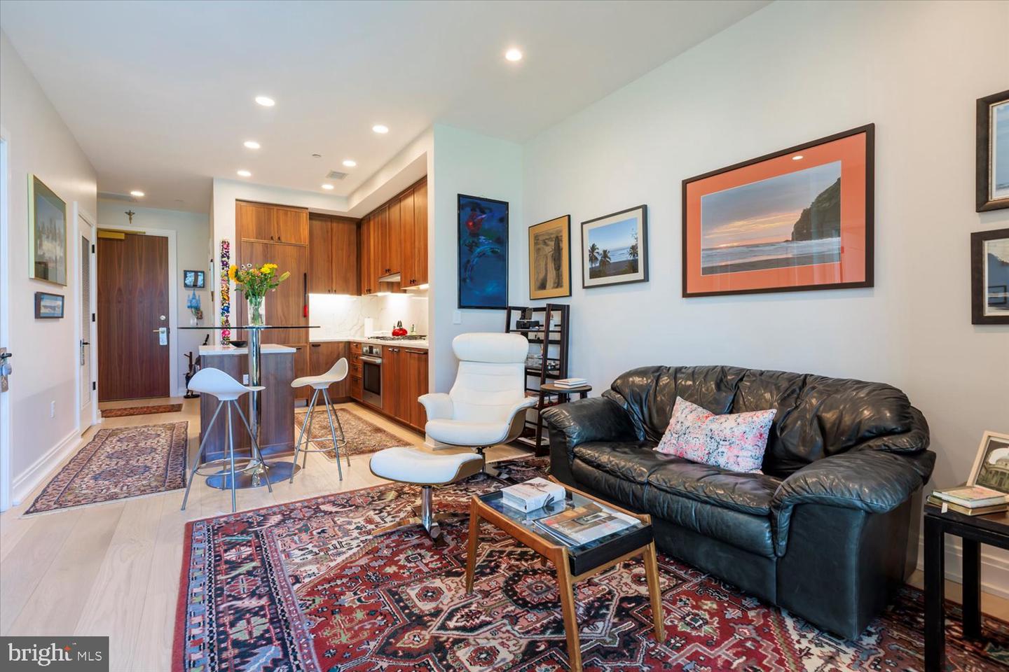 1111 Pennsylvania Ave SE #205