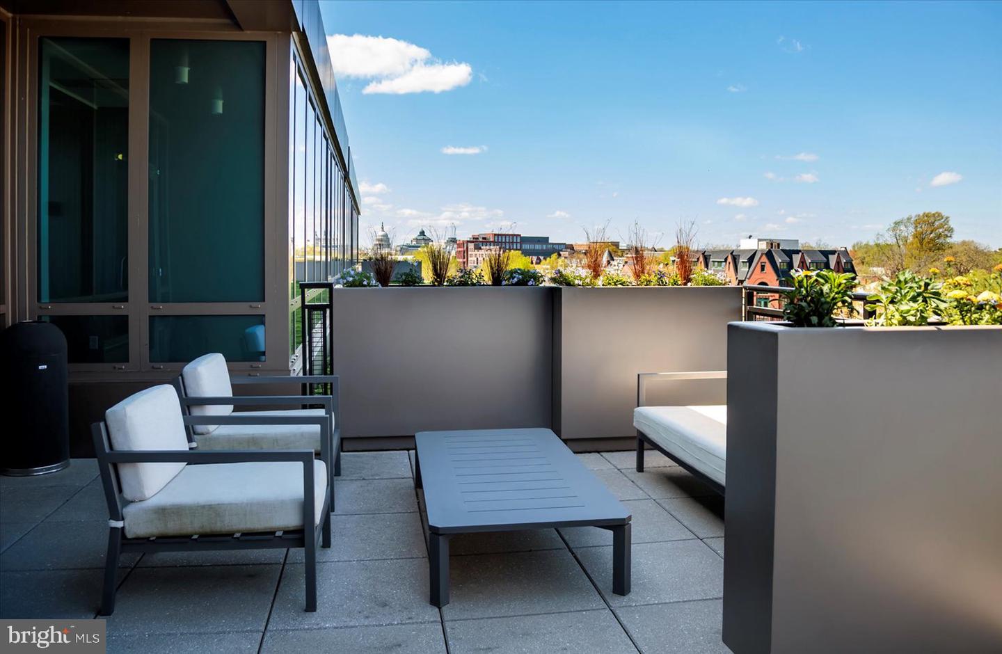 1111 Pennsylvania Ave SE #205