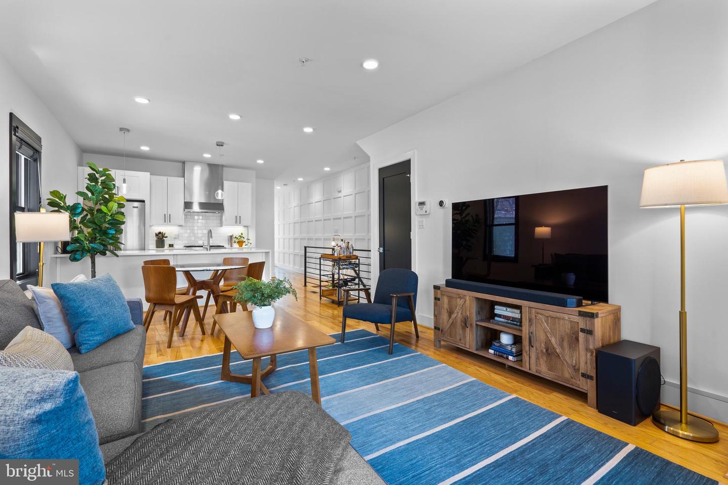 1169 Neal St NE #1