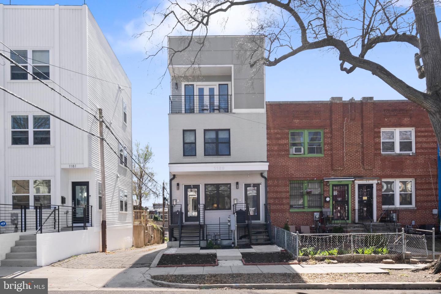 1169 Neal St NE #1