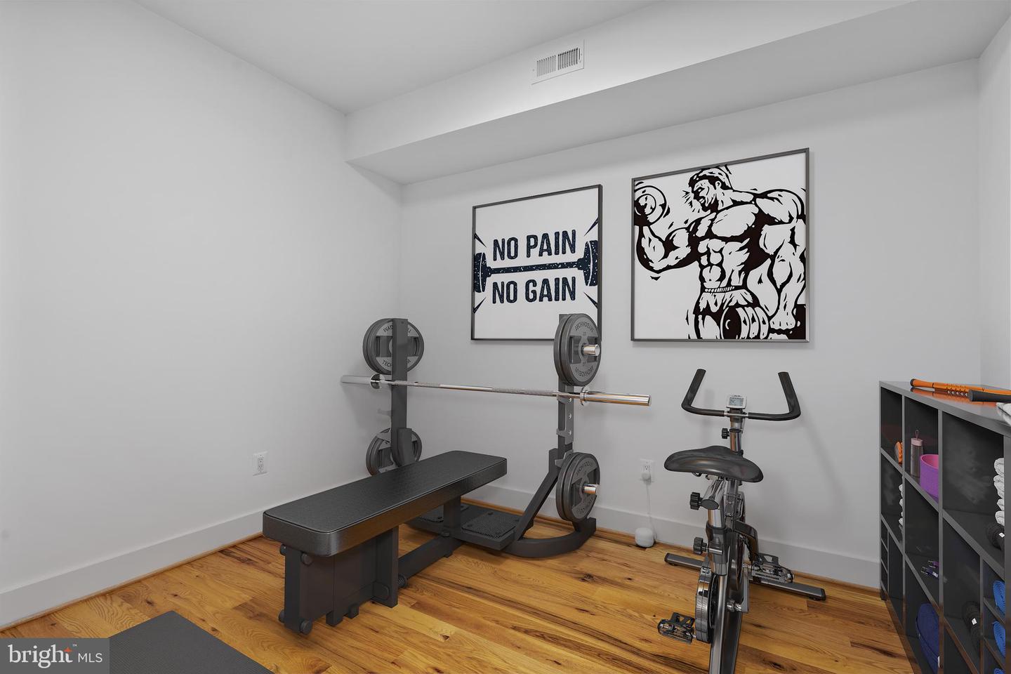1169 Neal St NE #1