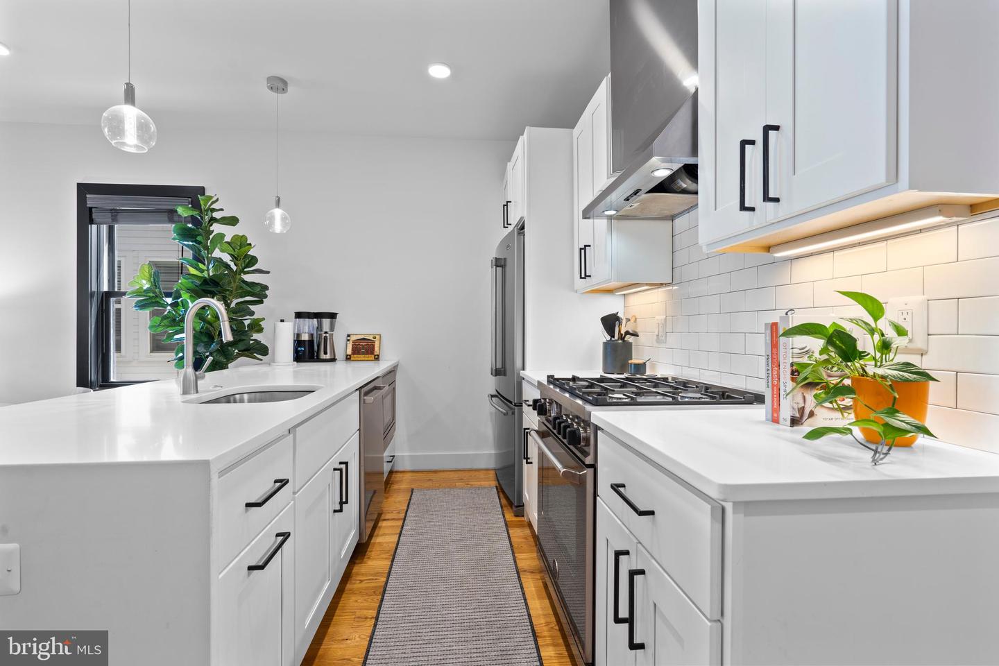 1169 Neal St NE #1