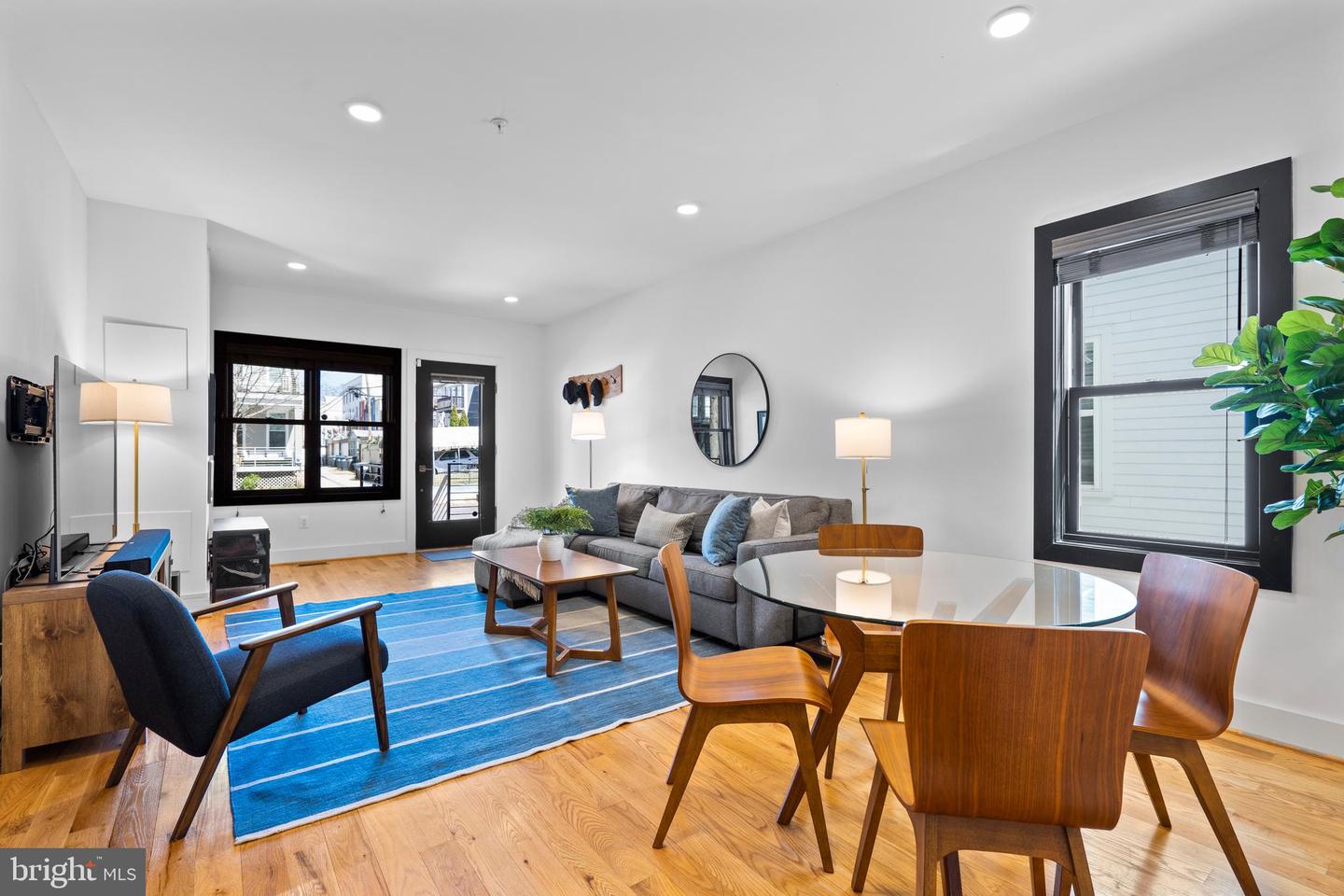 1169 Neal St NE #1