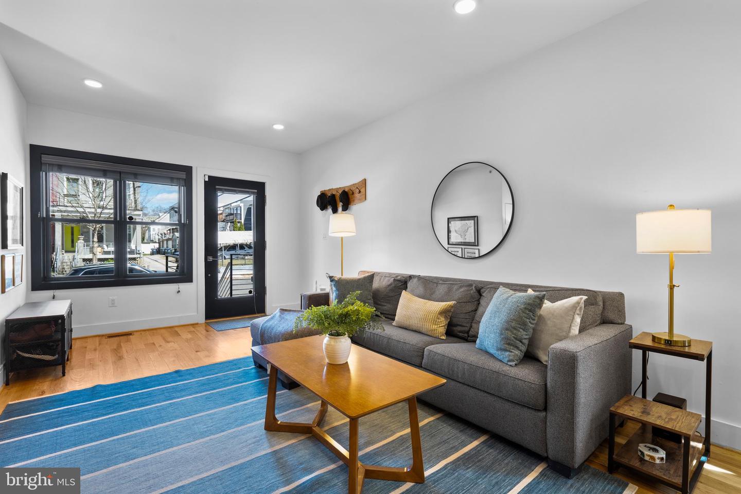1169 Neal St NE #1