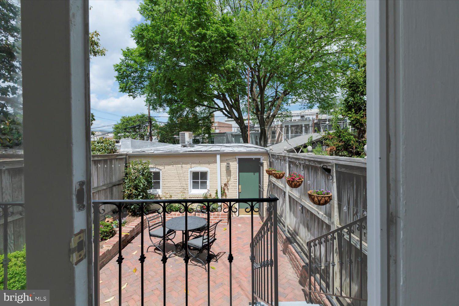 152 North Carolina Ave SE