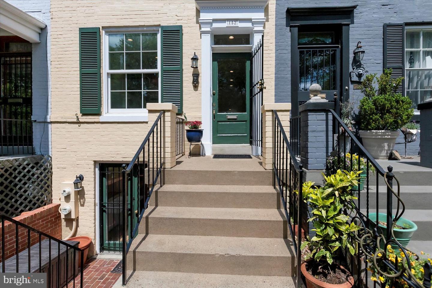 152 North Carolina Ave SE