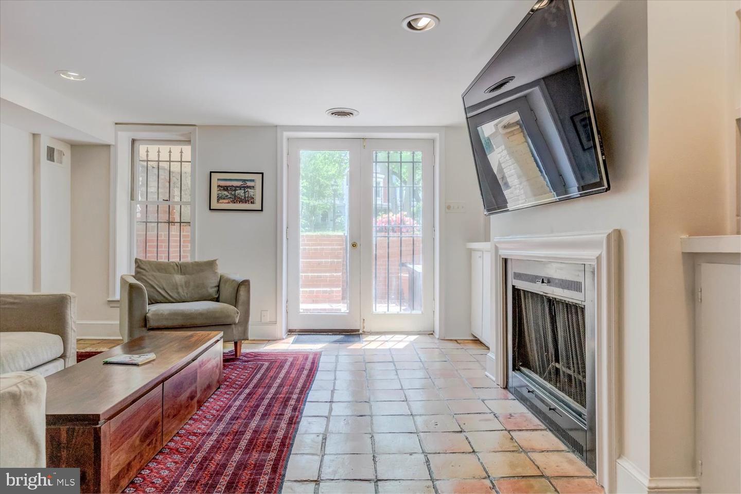 152 North Carolina Ave SE