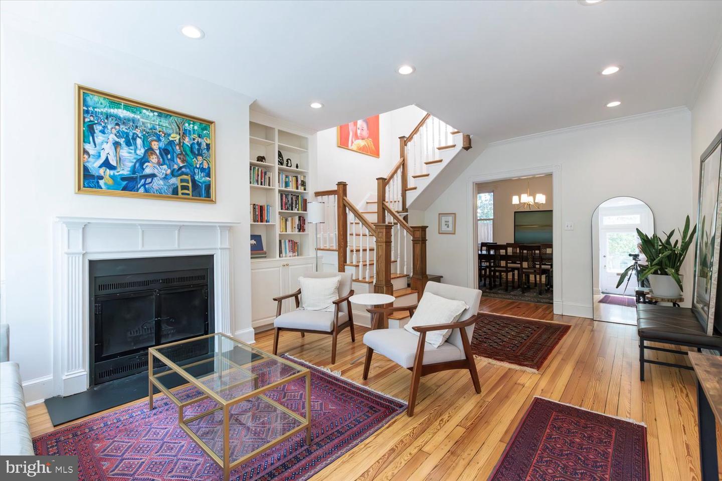 152 North Carolina Ave SE