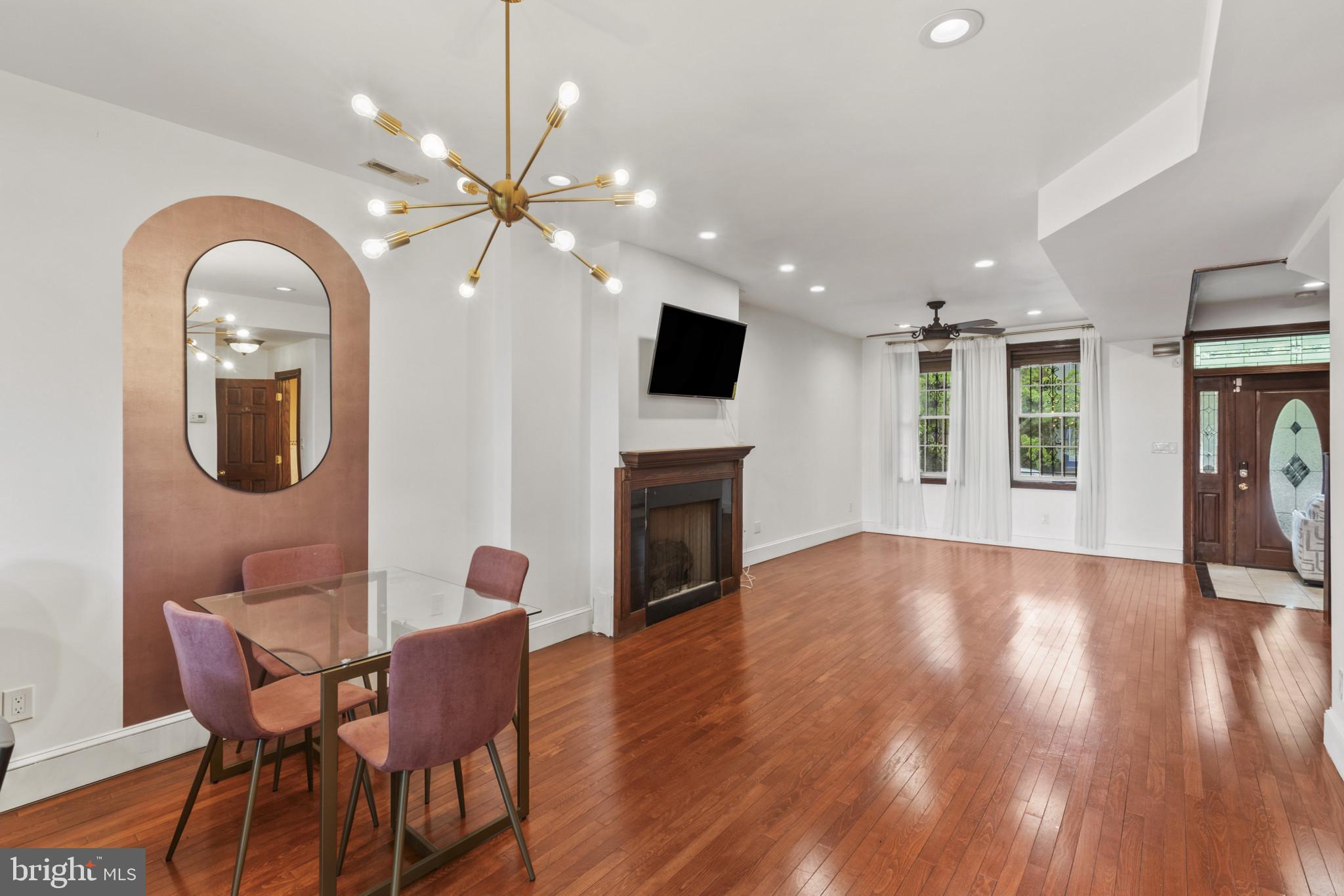 1004 IRVING ST NW
